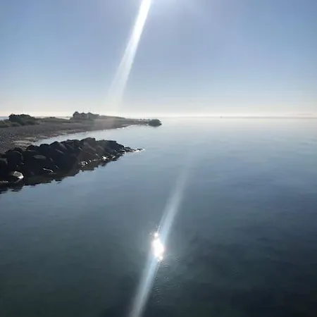 Feriehus Skont Fiskerhus. Taet Pa By, Havn Og Havet *